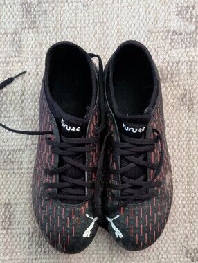 Puma Future Black and Orange Soccer Cleats EUR37